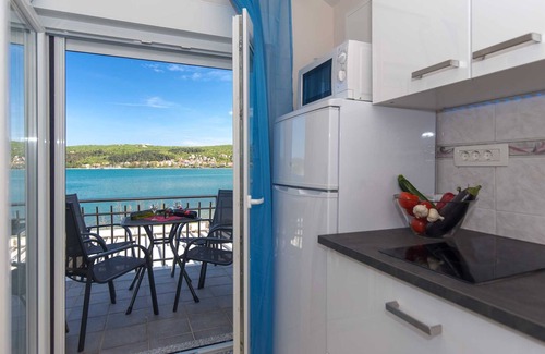 Cizici Apartment | Apartment Tamaris B with Seaview
