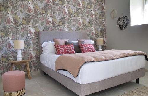 Lagnes Other | Apartment terrace for 2 people 1 Bedroom