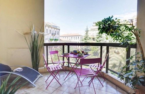 Jean-Medecin Apartment | APARTMENT TERRACE, OLD FACE-NICE, ELEVATOR, CLIM, WIFI
