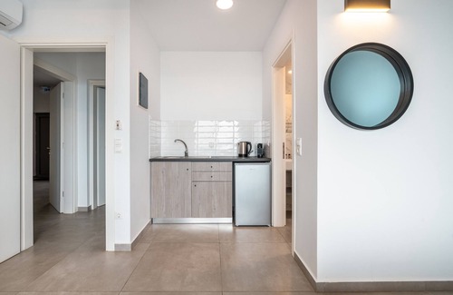 Pefkos Apartment | Apartment 'Tesoro Del Mare with Sea View 1' with Sea View, Wi-Fi and Air Conditioning