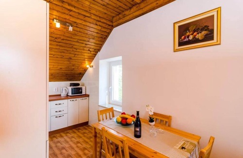 Sudurad Apartment | Apartment Tonka's Terrace - Studio Apartment with Terrace and Sea View