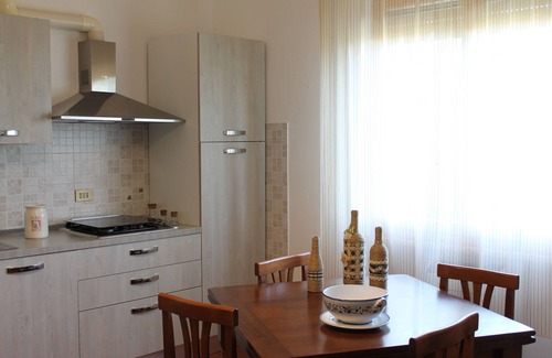 Castagneto Carducci House | Apartment TRAMONTO in the countryside of Bolgheri