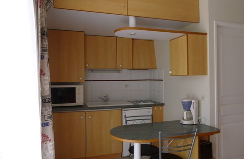 La Rochelle Apartment | Apartment type studio south terrace pool view La Rochelle Les Minimes