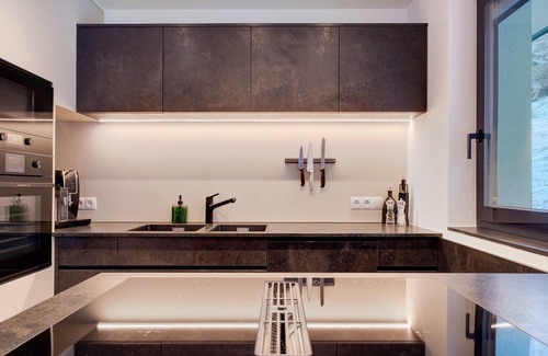Nova Ponente Apartment | Apartment 'UB Two' with Mountain View, Private Terrace and Wi-Fi