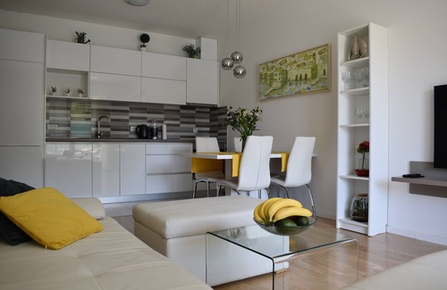 Komolac Apartment | Apartment Vapor - Two Bedroom Apartment with Balcony