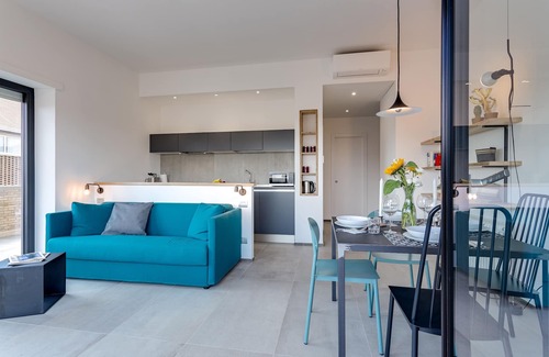 Quartiere XIII Aurelio Apartment | Apartment Vatican 5A | Terrace with view of Saint Peter's Basilica