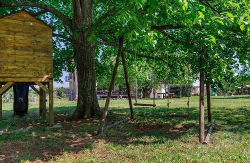 Savudrija Apartment | Apartment Vesela-3 by Interhome