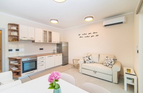 Vrvari Apartment | Apartment Vet-Centar No.1 with Balcony