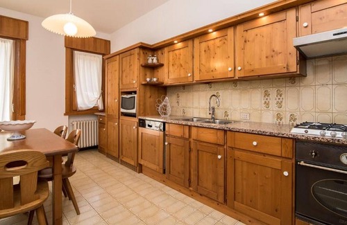 Calalzo di Cadore Apartment | Apartment 'Villa Marmarole' with Mountain View, Private Terrace and Wi-Fi