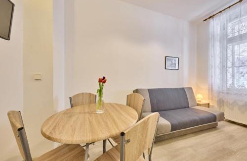 Janske Lazne Apartment | Apartment Villa Belvedere-3 by Interhome