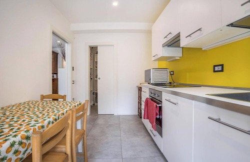 Tiarno di Sopra House | Apartment "Villa Iagra" with Lake View, Garden & Wi-Fi