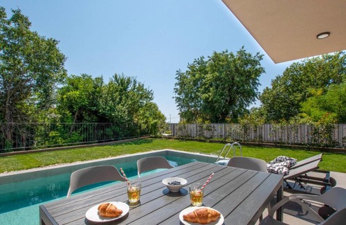 Karigador Apartment | Apartment Villa Querchus by Interhome