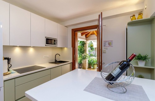 Brulo Apartment | Apartment Vita with Terrace and Garden View