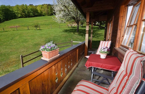 Ruhpolding Apartment | Apartment Vroni 50sqm, balcony, kitchen, 1 bedroom, living room, max 2 pers.