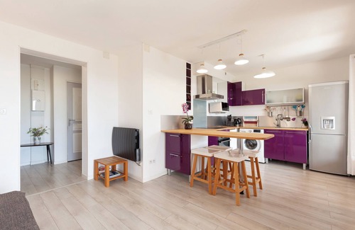 La Ciotat Apartment | Apartment 'Vue Mer' with Sea View, Private Terrace and Wi-Fi