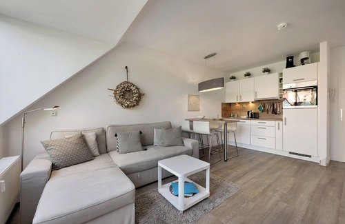 Timmendorfer Strand Apartment | Apartment 'Wohnanlage Am Mühlenteich' with Balcony and Wi-Fi