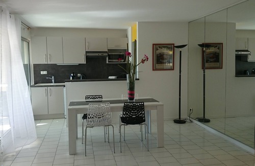 La Cote Radieuse Apartment | Apartment waterfront luxury building Canet Sud, parking and WIFI access