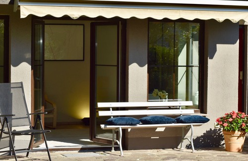 Erkner Apartment | Apartment with a view of the garden. 5 minutes to the lake and the S-Bahn