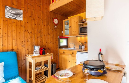 La Clusaz Apartment | Apartment with balcony close to the slopes