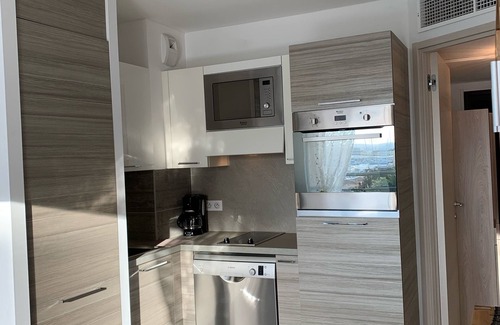 Propriano Apartment | Apartment with direct beach access, sleeps 4, air-conditioned, car park