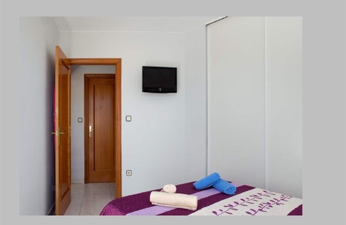Jaca Apartment | Apartment with garage and summer pool