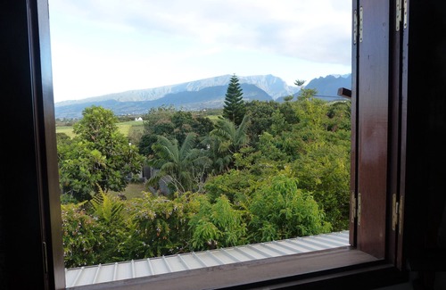 Saint-Pierre Apartment | Apartment with pool and terrace with exceptional sea and mountain views