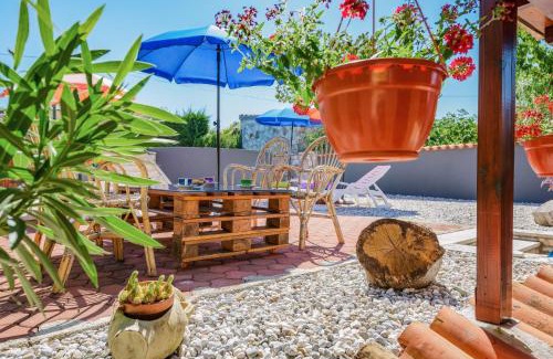 Strpacici Apartment | Apartment with pool Visnjan