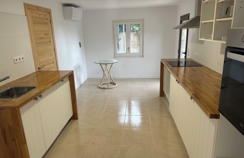Pau Apartment | Apartment with private pool