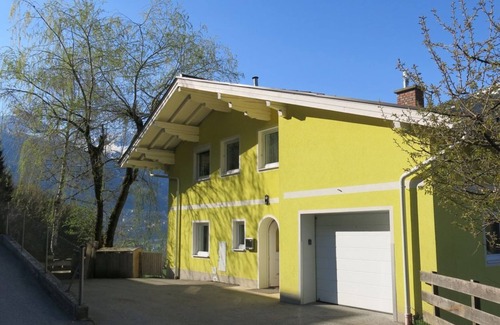 Bad Hofgastein Apartment | Apartment with stunning panoramic views for 4 people in an exposed location