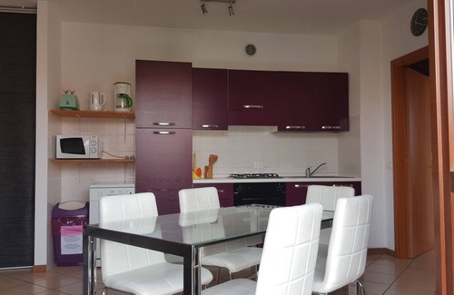 Cavalcaselle Apartment | APARTMENT WITH TERRACE AND 2 BEDROOMS IDEAL FOR GARDALAND LAKE AND PARKS