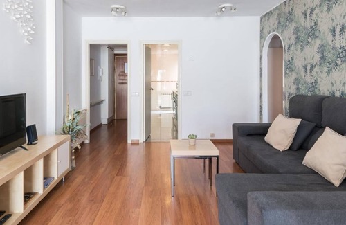 La Font de la Guatlla Apartment | Apartment with terrace a step away from Montjuic