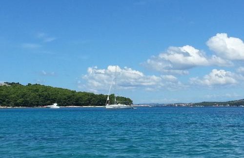 Grebastica Apartment | Apartments Ćosic