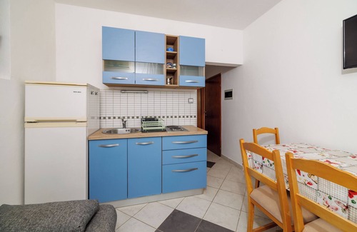Ribarica Apartment | Apartments Bono (95351-A2) - Karlobag
