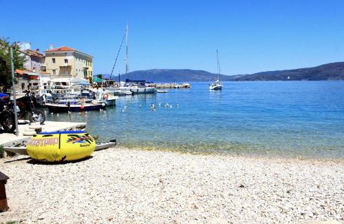 Valun Apartment | Apartments by the sea Valun, Cres - 8086