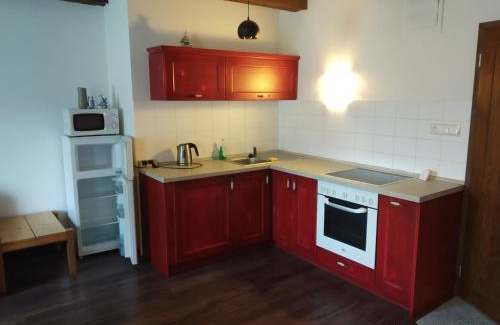 Vezovata Plane Apartment | Apartments Cederika