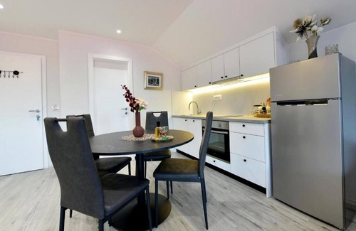 Seliste Dreznicko Apartment | Apartments Ivan, (16675), Selište Drežnicko, hr