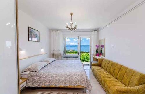 Povile Apartment | Apartments in Povile 39105