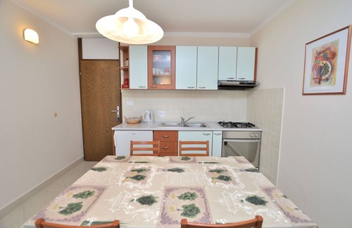 Cres Apartment | Apartments Ljubomir (67851-A1) - Cres - island Cres