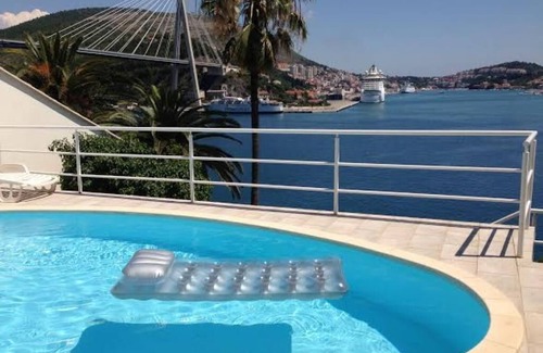 Lozica Apartment | Apartments Lozica - Standard Studio Apartment with Terrace and Sea View