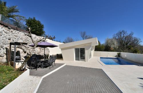 Mihotici Apartment | Apartments Lux with pool