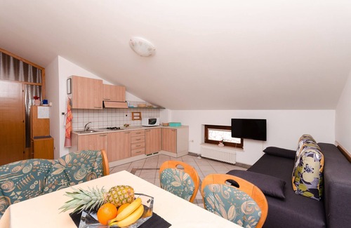 Lovran Apartment | Apartments Milan (24071-A2) - Medveja