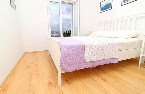 Polace Apartment | Apartments Nodilo - Comfort One Bedroom Apartment with Balcony and Sea View Apt 3