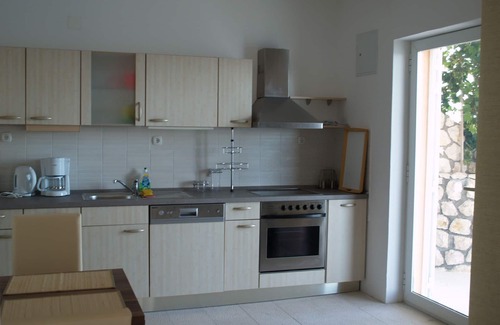 Lukovo Apartment | Apartments of 100sqm, with pool, unobstructed sea view, about 250m to the sea