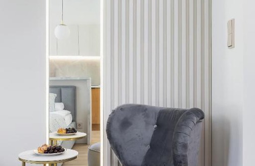 Warszawskie Apartment | Apartments Old Town Rakowicka by Noclegi Renters