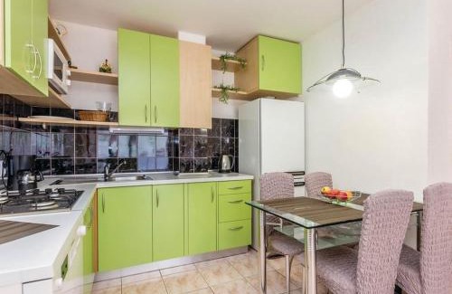 Cesarica Apartment | Apartments Paola - Studio Apartment with Terrace and Sea View