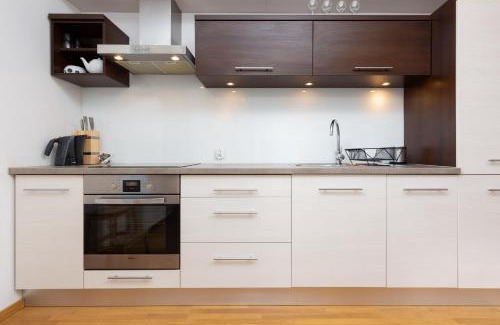 Orunia Gorna Apartment | Apartments Platynowa Gdańsk by Noclegi Renters