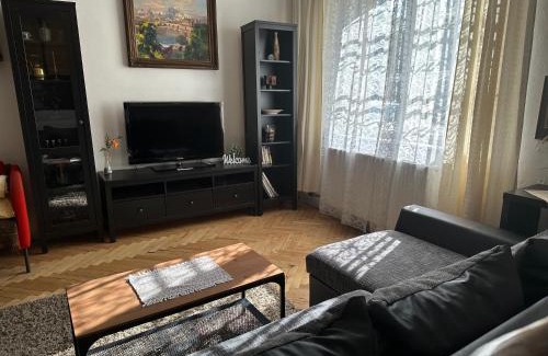 Prague 1 Apartment | Apartments & Restaurant Tkalcovsky dvur