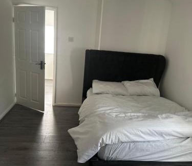 South Hornchurch House | Apex house Rainham