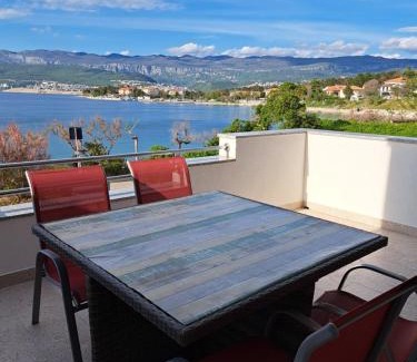 Silo Apartment | App2 Marin