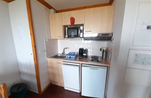 Besse-et-Saint-Anastaise Apartment | APPA 222C LMDS